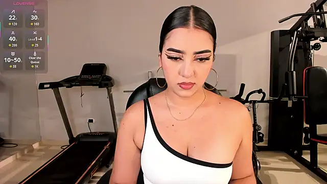 SophieLanne online show from April 2026 11:24:01 PM