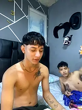 Snapshot of David_princess chatting on November 2025 07:15:01 PM David princess online show from November 2025 07:15:01 PM