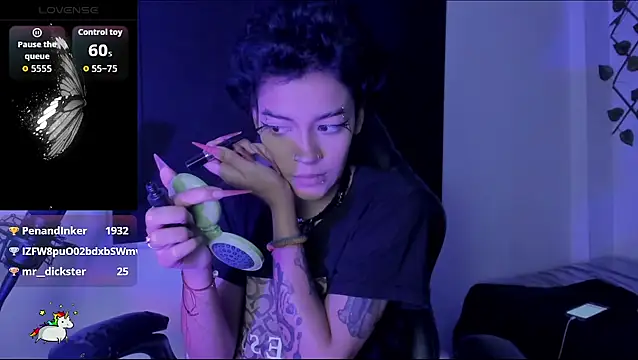 Anny Kiitty online show from April 2026 04:00:01 AM