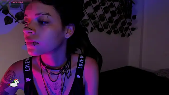 Snapshot of Anny_Kiitty chatting on July 2026 09:24:02 AM Anny Kiitty online show from July 2026 09:24:02 AM