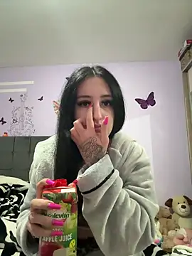 Snapshot of elenaalena chatting on December 2025 07:41:02 PM elenaalena online show from December 2025 07:41:02 PM