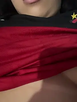 Larissa xxe online show from November 2025 01:19:01 AM