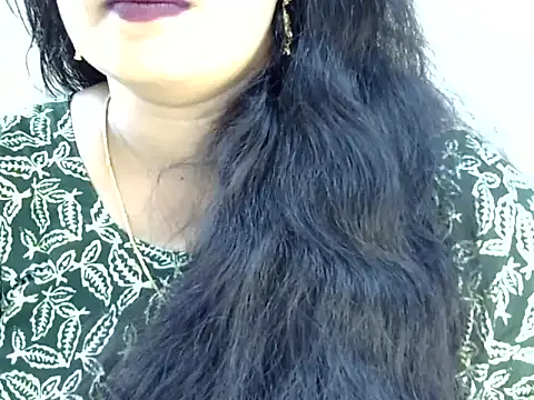 Snapshot of Muskan_Jha chatting on April 2026 03:36:02 AM Muskan Jha online show from April 2026 03:36:02 AM