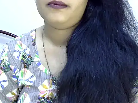 Snapshot of Muskan_Jha chatting on April 2026 01:42:02 AM Muskan Jha online show from April 2026 01:42:02 AM