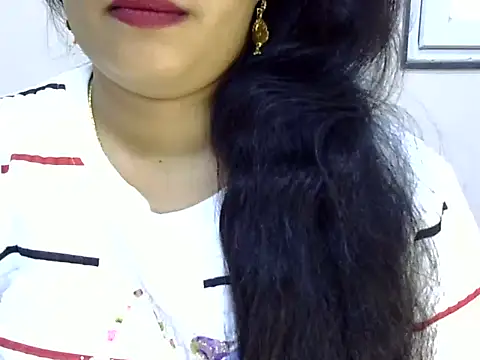 Snapshot of Muskan_Jha chatting on May 2026 01:12:02 AM Muskan Jha online show from May 2026 01:12:02 AM