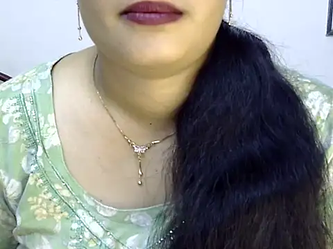 Snapshot of Muskan_Jha chatting on June 2026 01:39:01 AM Muskan Jha online show from June 2026 01:39:01 AM