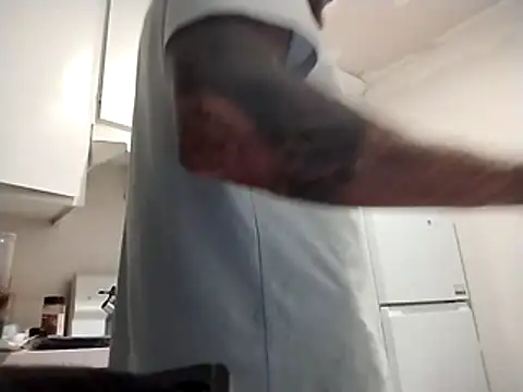 CarlosStillBig online show from November 2025 03:45:02 PM