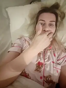 NaughtyClaudia  online show from February 2026 11:25:01 PM