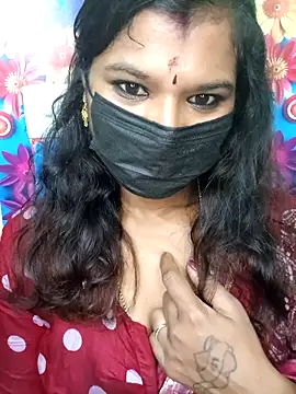 Snapshot of Premalatha_28 chatting on December 2025 06:17:01 PM Premalatha 28 online show from December 2025 06:17:01 PM