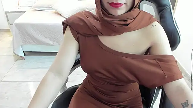 Snapshot of Tahira_bakir chatting on November 2025 12:32:01 AM Tahira bakir online show from November 2025 12:32:01 AM