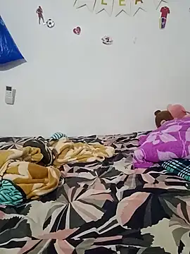 Elduodinamico45 online show from December 2025 01:24:02 AM