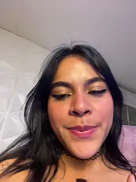 Snapshot of Sophie_wyld chatting on November 2025 02:39:02 AM Sophie wyld online show from November 2025 02:39:02 AM