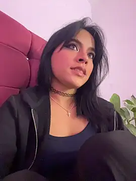 Snapshot of Sophie_wyld chatting on November 2025 02:23:02 AM Sophie wyld online show from November 2025 02:23:02 AM