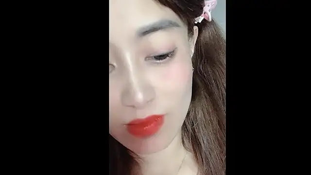 Snapshot of MiAnna-Lovee chatting on November 2025 07:41:02 AM MiAnna-Lovee online show from November 2025 07:41:02 AM