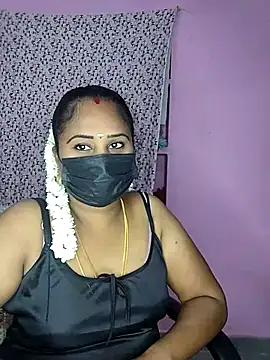 Snapshot of Tamil_devagi chatting on May 2026 06:03:01 PM Tamil devagi online show from May 2026 06:03:01 PM