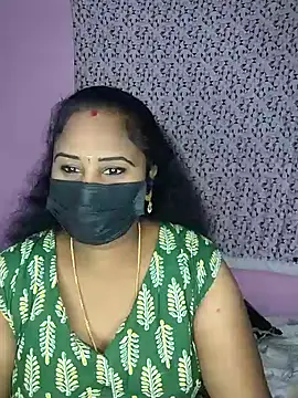 Snapshot of Tamil_devagi chatting on May 2026 05:42:02 PM Tamil devagi online show from May 2026 05:42:02 PM