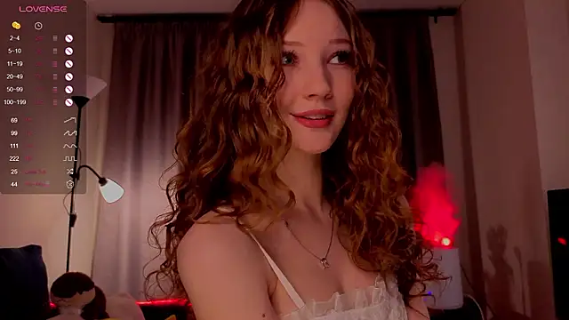 Alisavine online show from January 2026 07:45:01 PM