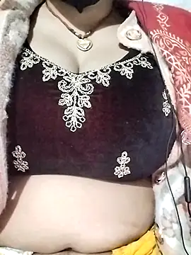 Snapshot of CUTE_123X chatting on November 2025 04:01:02 PM CUTE 123X online show from November 2025 04:01:02 PM