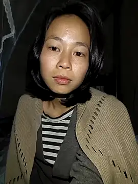 Cat-meow online show from November 2025 02:07:01 PM