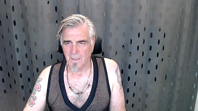 Buidapest online show from July 2026 10:56:01 PM