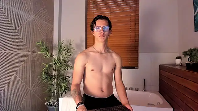 Brandon starkk online show from December 2025 11:28:02 AM