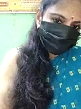 Queen-Neha online show from November 2025 07:03:01 PM