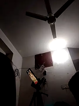 Powerfull08 online show from November 2025 05:37:01 PM