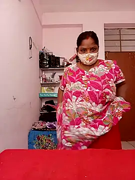 Snapshot of CUTE-LOVE-SWEETS chatting on April 2026 04:01:01 AM CUTE-LOVE-SWEETS online show from April 2026 04:01:01 AM