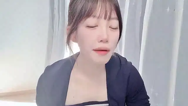 yuyayayu online show from November 2025 02:03:01 AM