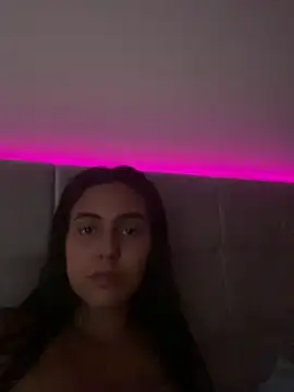 Amandinhaa01 online show from November 2025 02:50:02 PM