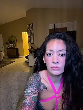 Entreprescrewers online show from November 2025 06:25:02 AM