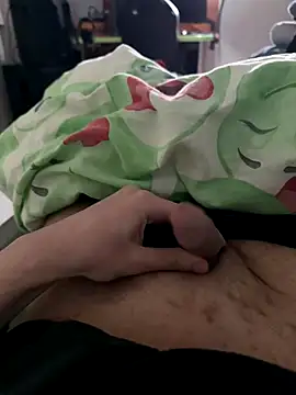 Snapshot of Alessandro_478 chatting on December 2025 03:16:02 AM Alessandro 478 online show from December 2025 03:16:02 AM