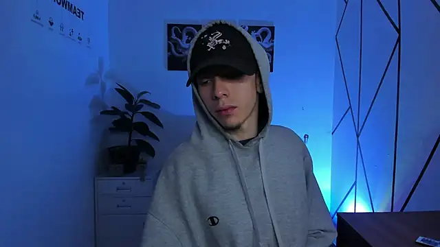 Snapshot of James_Adams_01 chatting on November 2025 12:06:01 PM James Adams 01 online show from November 2025 12:06:01 PM