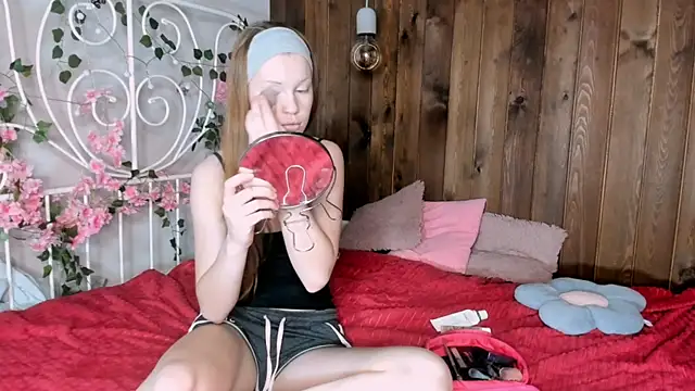 KarieBowery online show from December 2025 08:37:02 PM