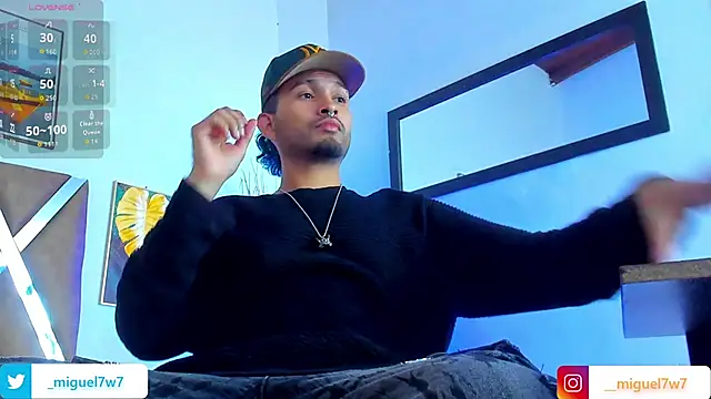 Snapshot of __Miguel7w7 chatting on December 2025 07:31:01 PM Miguel7w7 online show from December 2025 07:31:01 PM