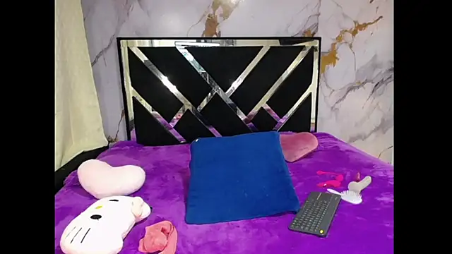 AmbarSxxx online show from April 2026 08:15:02 AM