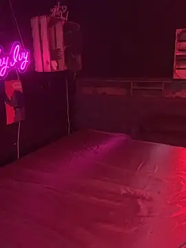 Shy-Ivy online show from February 2026 10:19:01 PM