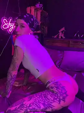 Snapshot of Shy-Ivy chatting on May 2026 10:16:02 PM Shy-Ivy online show from May 2026 10:16:02 PM