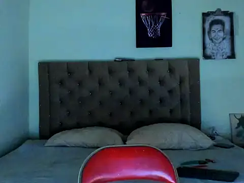 Snapshot of blorelopez chatting on November 2025 12:02:01 AM blorelopez online show from November 2025 12:02:01 AM