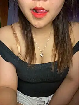 Sunset-yll online show from April 2026 10:33:02 PM