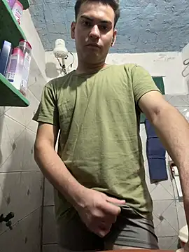 Snapshot of Vcristian12 chatting on February 2026 12:47:02 AM Vcristian12 online show from February 2026 12:47:02 AM