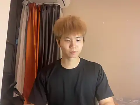 Snapshot of Juhone chatting on March 2026 02:43:01 PM Juhone online show from March 2026 02:43:01 PM