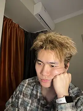 Snapshot of Juhone chatting on March 2026 05:07:02 PM Juhone online show from March 2026 05:07:02 PM