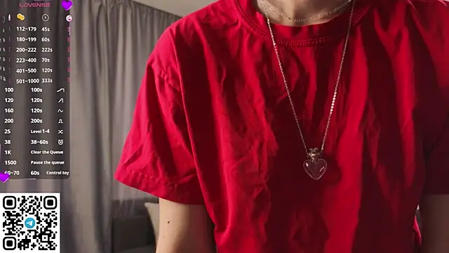 UmbraVelour online show from April 2026 12:36:01 PM