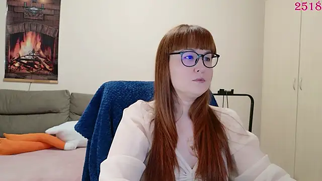 Foxy-lady online show from April 2026 11:18:02 AM