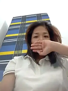 PamPii2x online show from May 2026 09:21:01 PM