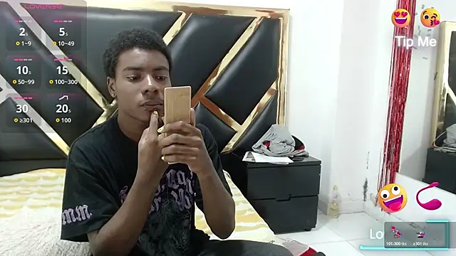 NoahJhonson69 online show from March 2026 11:50:01 AM