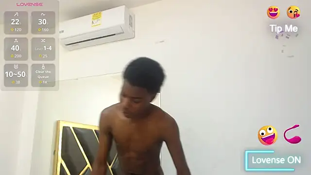 NoahJhonson69 online show from April 2026 11:41:02 AM