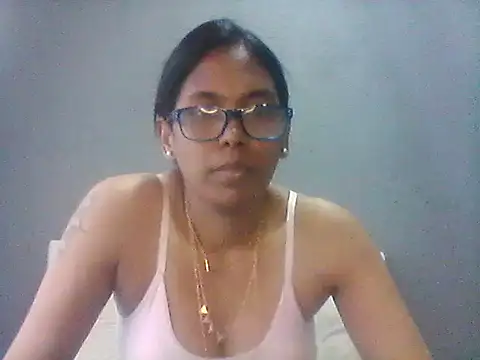 TiaBlaze online show from December 2025 09:40:01 AM