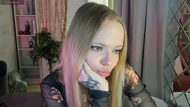 lucy loy online show from January 2026 01:48:02 PM